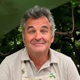 Aitor de Debuencafé dando su opinión sobre mentta